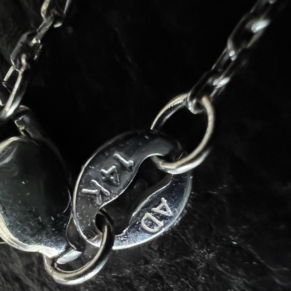 Laura k Jewitt diamond circle pendant necklace - Picture 4 of 5